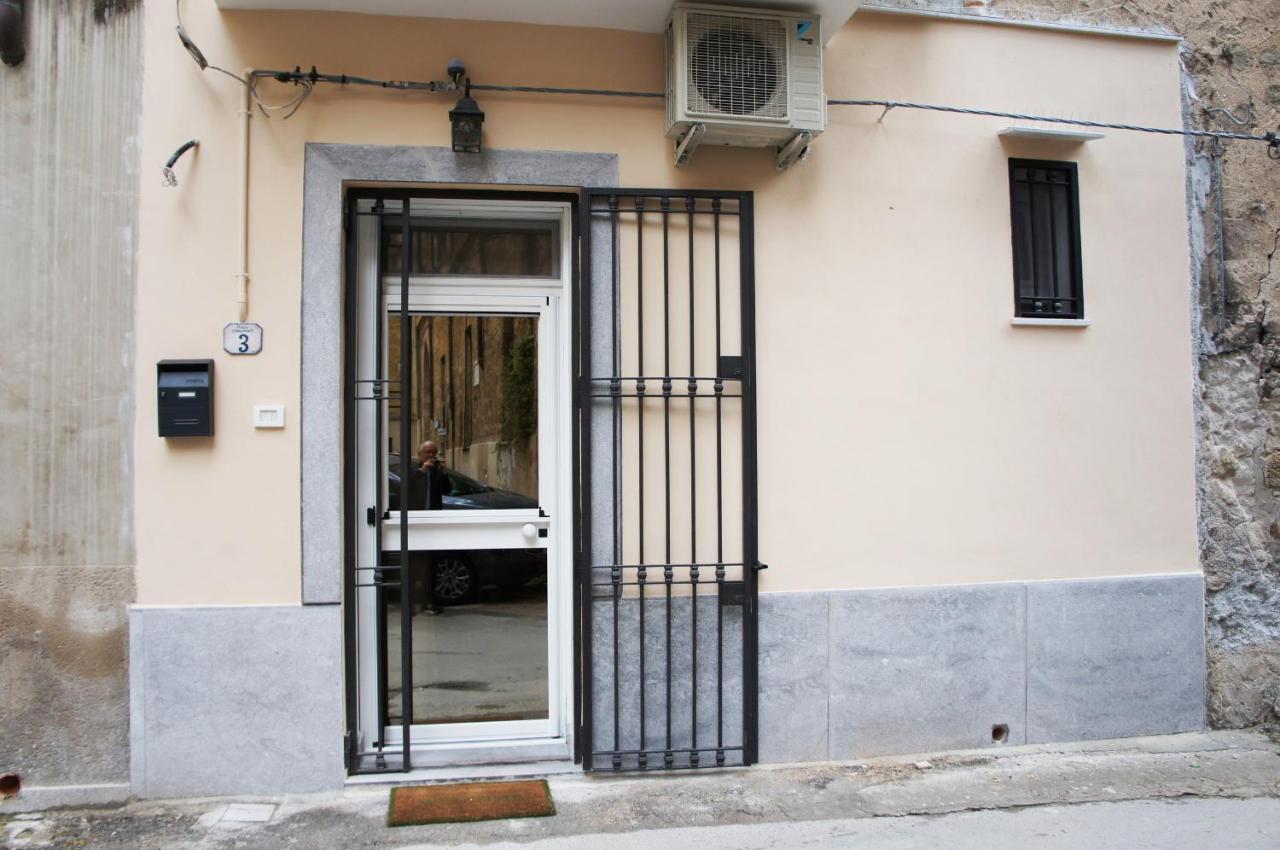 Cathedral Apartment Palermo Eksteriør bilde